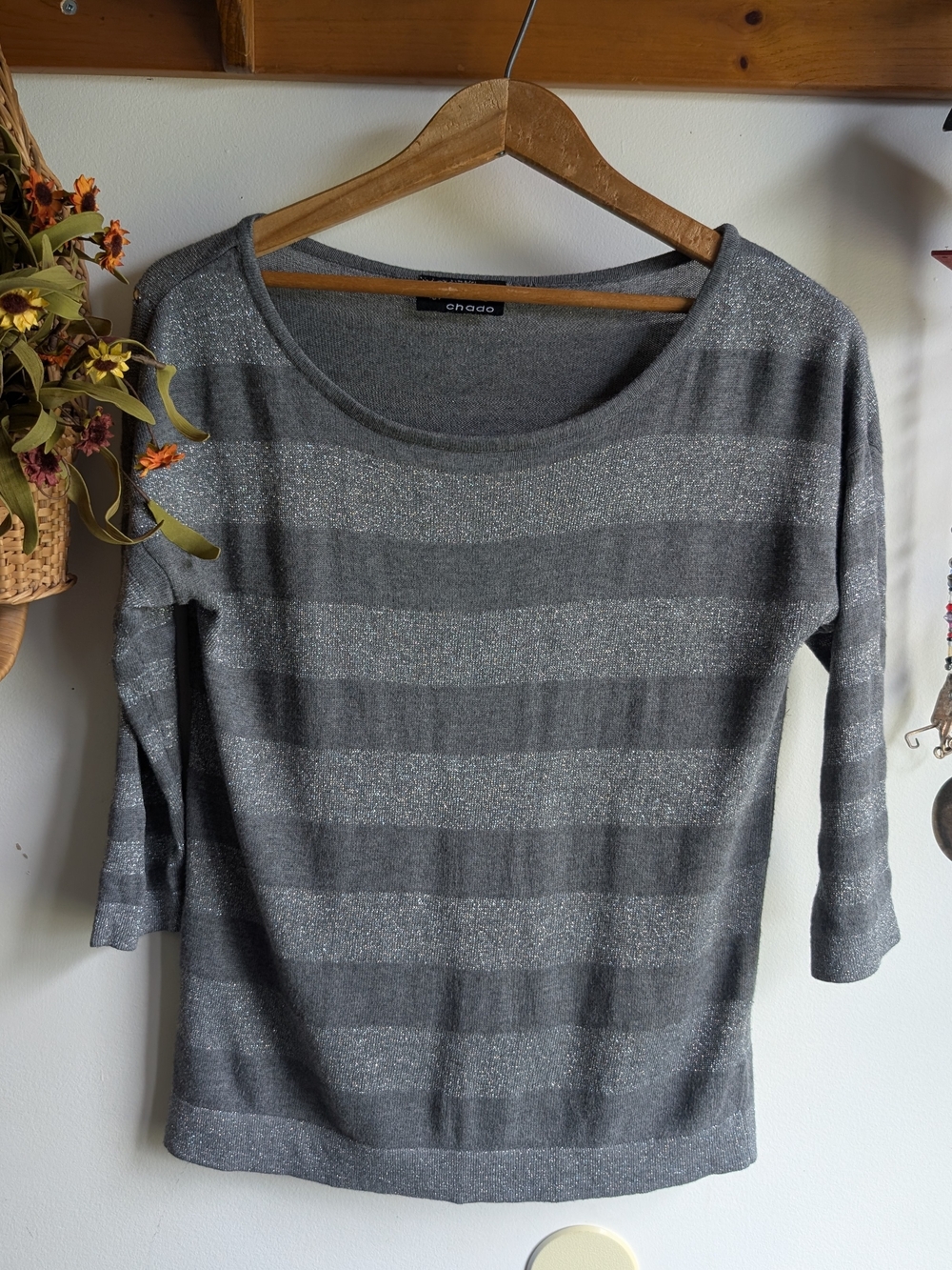 Y2K Gray Metallic Stripe Women’s Sweater Three-Quarter Sleeves
